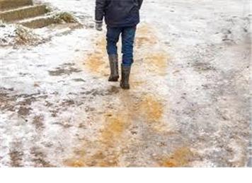 Grit Bin at Rackliff Centre